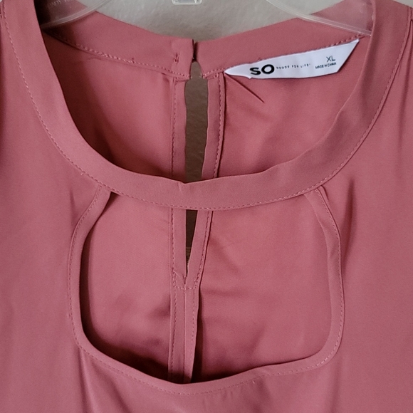 New SO Blouse (Jrs) - Picture 3 of 4